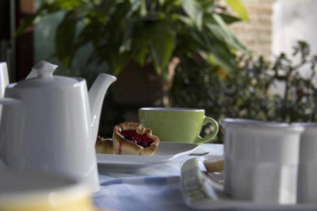 B&B I Fiori Della Cava 佩萨罗 外观 照片