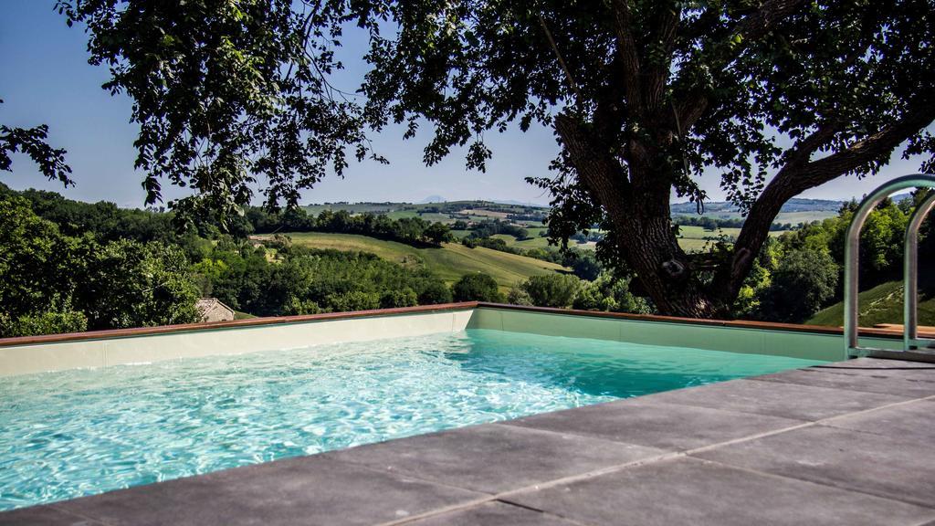 B&B I Fiori Della Cava 佩萨罗 外观 照片